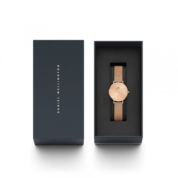 Daniel wellington hybrid clearance watch