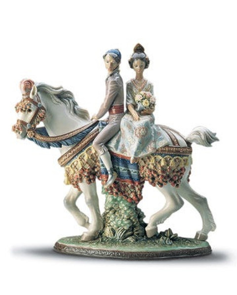 Valencian couple on horse Porcelana Lladró 01001472