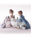 A LITTLE ROMANCE Lladró Porcelain 01006630