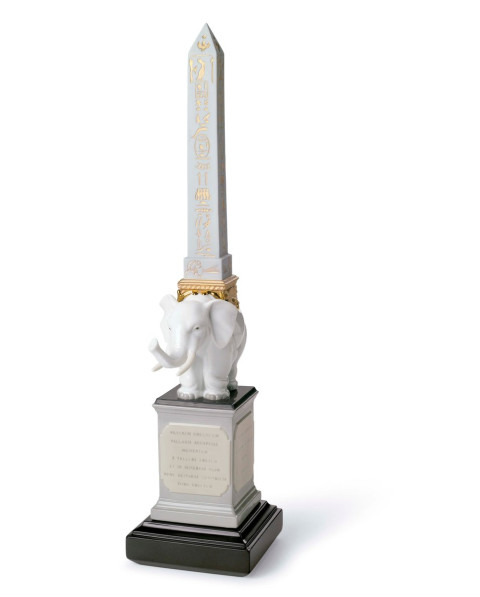 Pulcino obelisk (golden white right) Lladró Porcelain 01007173