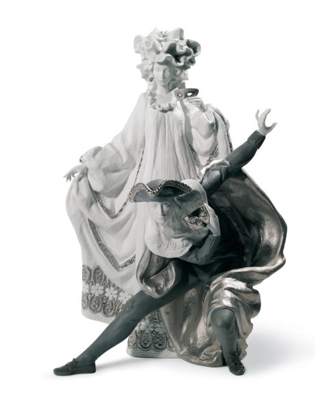 Venetian Carnival Couple Sculpture. Limited Edition. Silver Lustre Lladró Porcelain 01007194