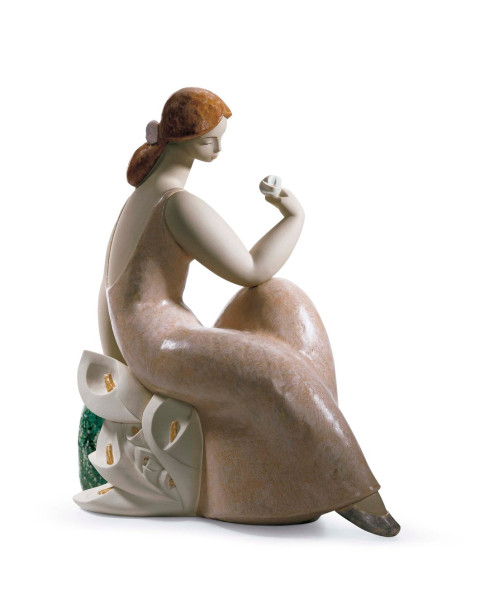 DAMA CON CALAS II Porcelana Lladró 01012464