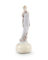 Haute Allure Sophisticated Look Woman Figurine. Limited Edition Lladró Porcelain 01009437