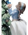 Lladro 01005897 ARREGLANDO EL ARBOL DE NAVIDAD 01005897