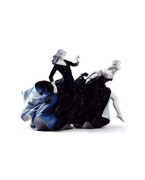 Lladro 1008741 NIGHT APPROACHES 1008741