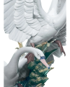 Lladro 01005912 SWANS TAKE FLIGHT 010.05912