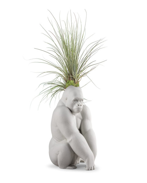 Figura Gorilla Garden. Blanco mate-h. Plant the Future Porcelana Lladró 01009649