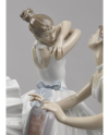 Lladro 01008476 LEZIONE DI DANZA 010.08476