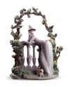 Lladro 01008680 EN LA BALAUSTRADA Porcelana Figura Lladro