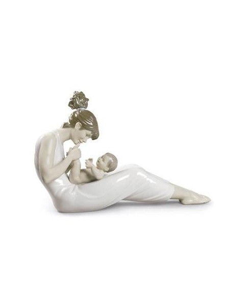 Lladro 01009152 GIGGLES WITH MOM Porcelain Lladro