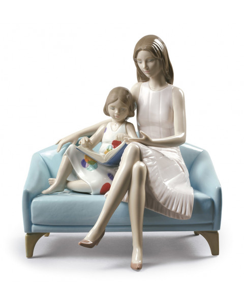 Lladro Porcelain OUR READING MOMENT 01009225