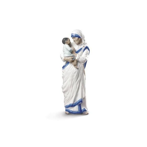 Lladro porcelain sculpture of a mother with child in a s…