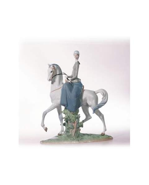 Lladro 01004516 AMAZONA 01004516