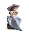 Lladro 01005862 BIMBA CON FIORI 010.05862