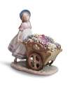 Lladro 01006521 MIT BLUMEN ZUM MARKT 010 06521