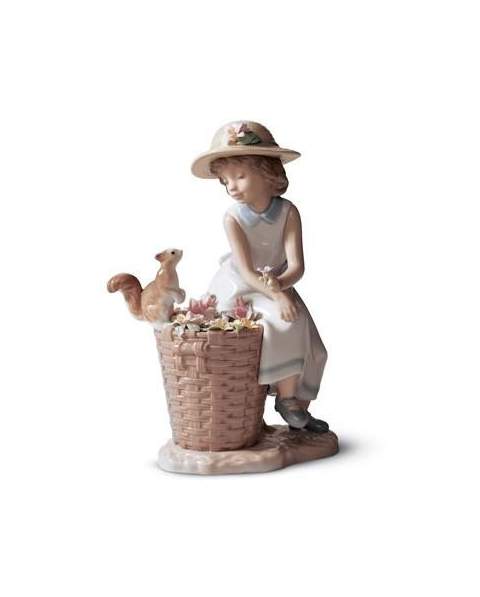 Lladro 01006825 Figurine HELLO, LITTLE SQUIRREL!