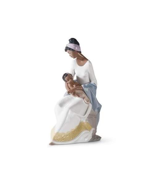 Lladro 01006851 DANS LES BRAS DE MAMAN 01006851