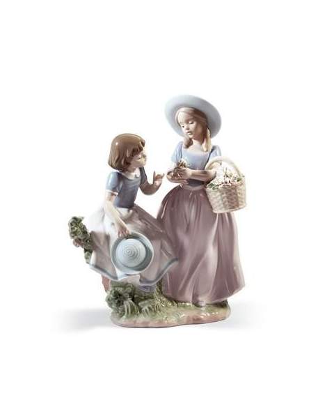 Lladro 01006949 Figurine GIRLFRIENDS