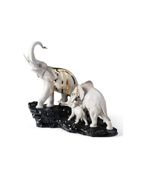 Lladro 01007235 CELEBRATION ELEPHANTS ON BLACK ROCK 010.07235