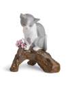 Lladro 01008382 Figurine BLOSSOMS FOR THE KITTEN