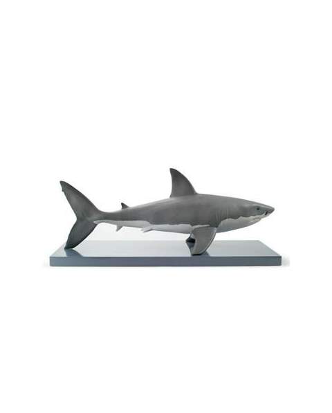 Lladro 01008470 Figurine WHITE SHARK