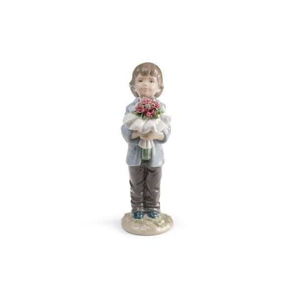 Lladro 01008504 YOU DESERVE THE BEST (BOY) 010.08504 Lladro 01008504 YOU DESERVE THE BEST (BOY) 010.08504