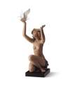 Lladro 01013559 FRAU MIT TAUBE 010 13559