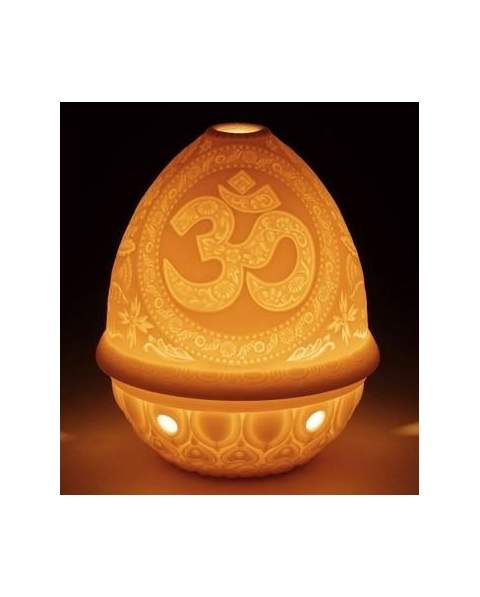Lladro 01017335 Figurine LITHOPHANE VOTIVE LIGHT OM