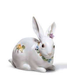 figuras Lladro 01006098 - Attentive Bunny with Flowers